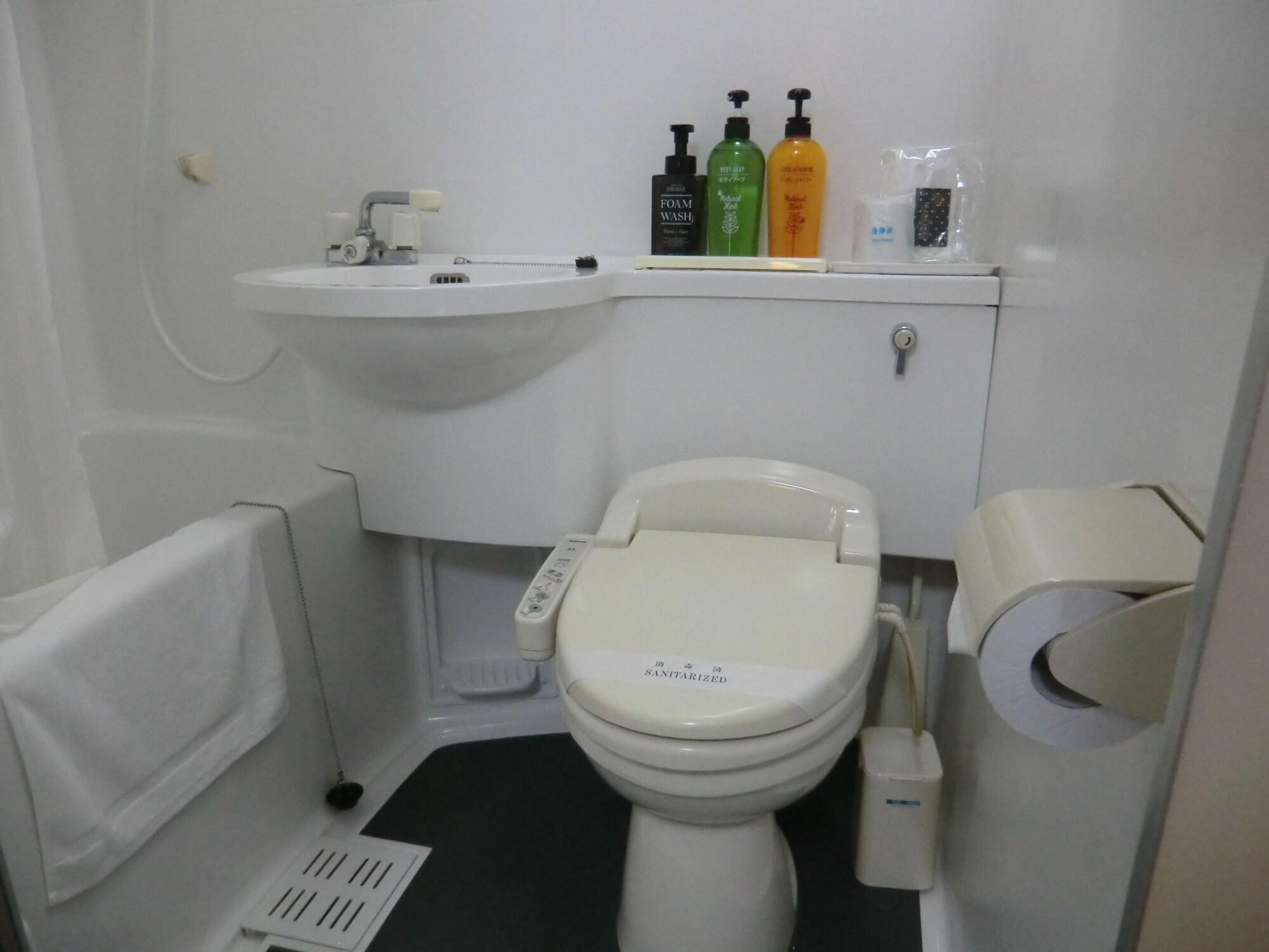 Azu Garden Nippombashi Hotel โอซาก้า ภายนอก รูปภาพ